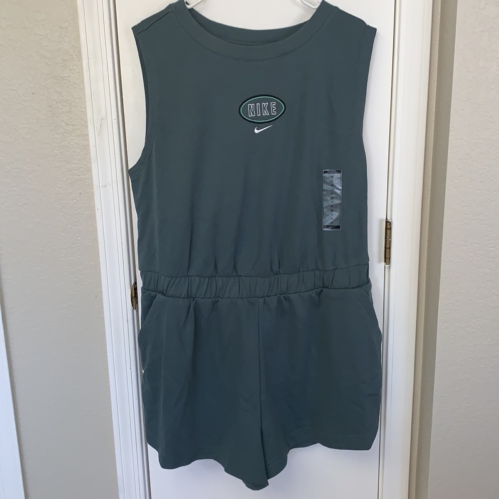 NIKE ROMPER💋NWT - Picture 5 of 9